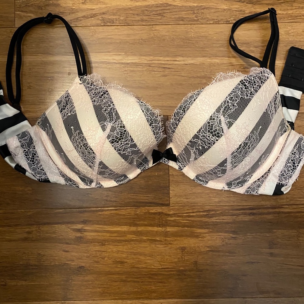 Very Sexy black and pink lace bra